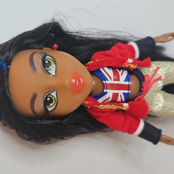 Bratz Doll with Red Jacket - Picture 2 of 7
